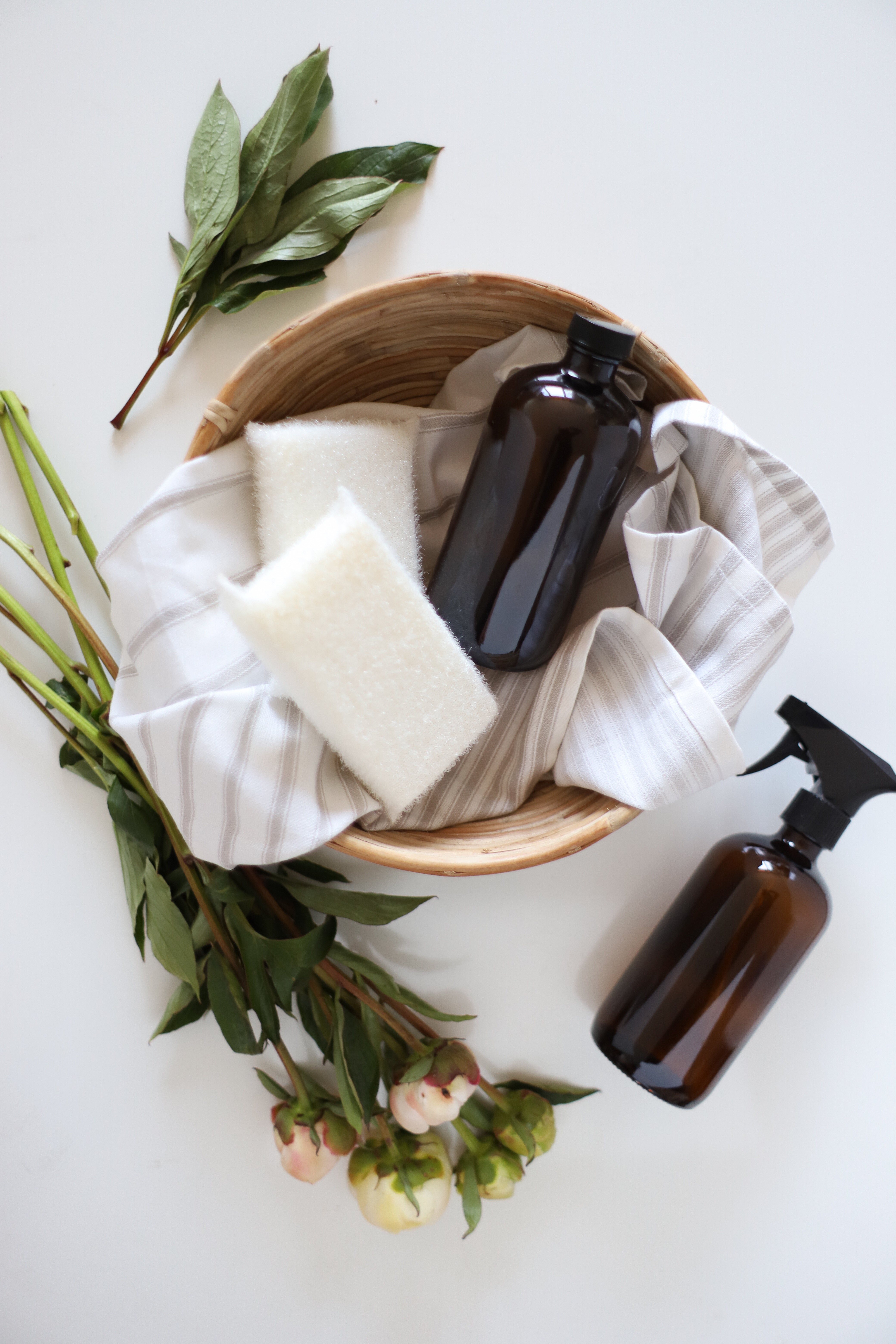 A Busy Girl's Guide To A Clean House