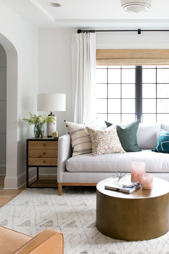 5 Tips For Styling A Coffee Table