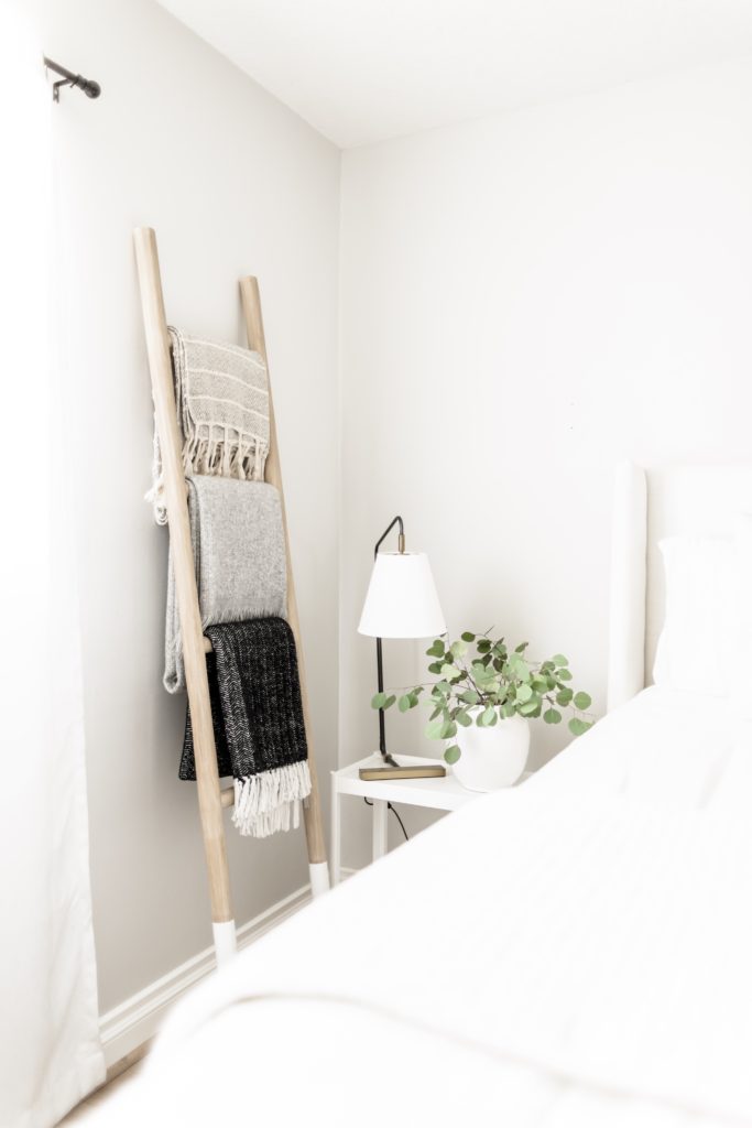 Tips For Designing An Inviting Guest Bedroom