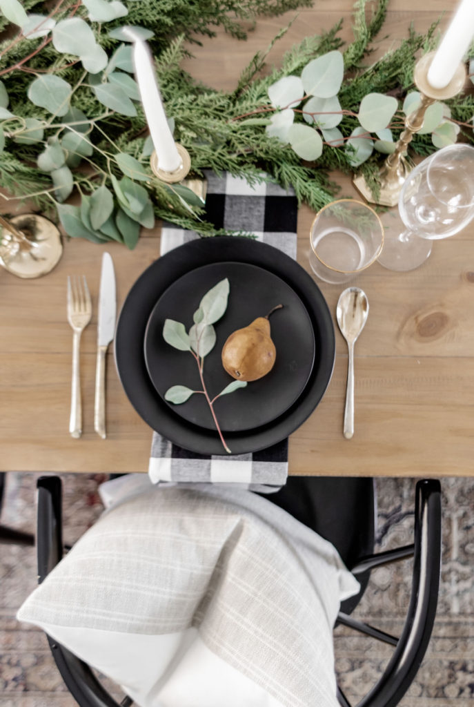 Holiday Table Styling: Two Designs and Five Tips for a Perfect Tablescape