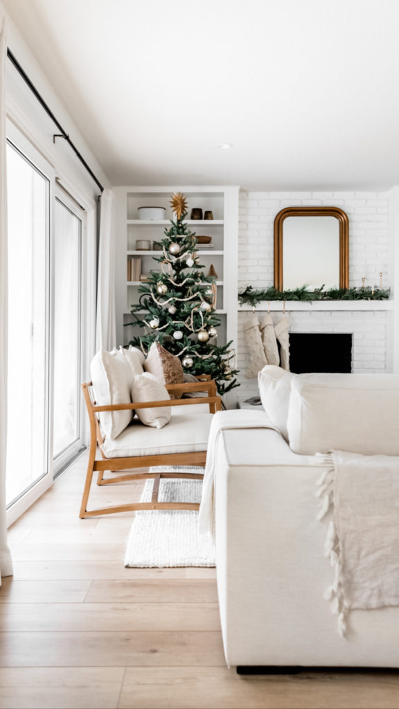 Neutral Christmas Tree Styling