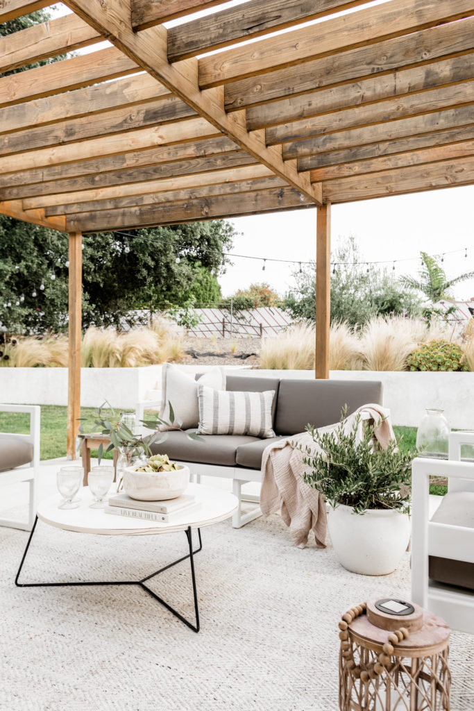 Outdoor Living: 5 Curated Looks for Summer