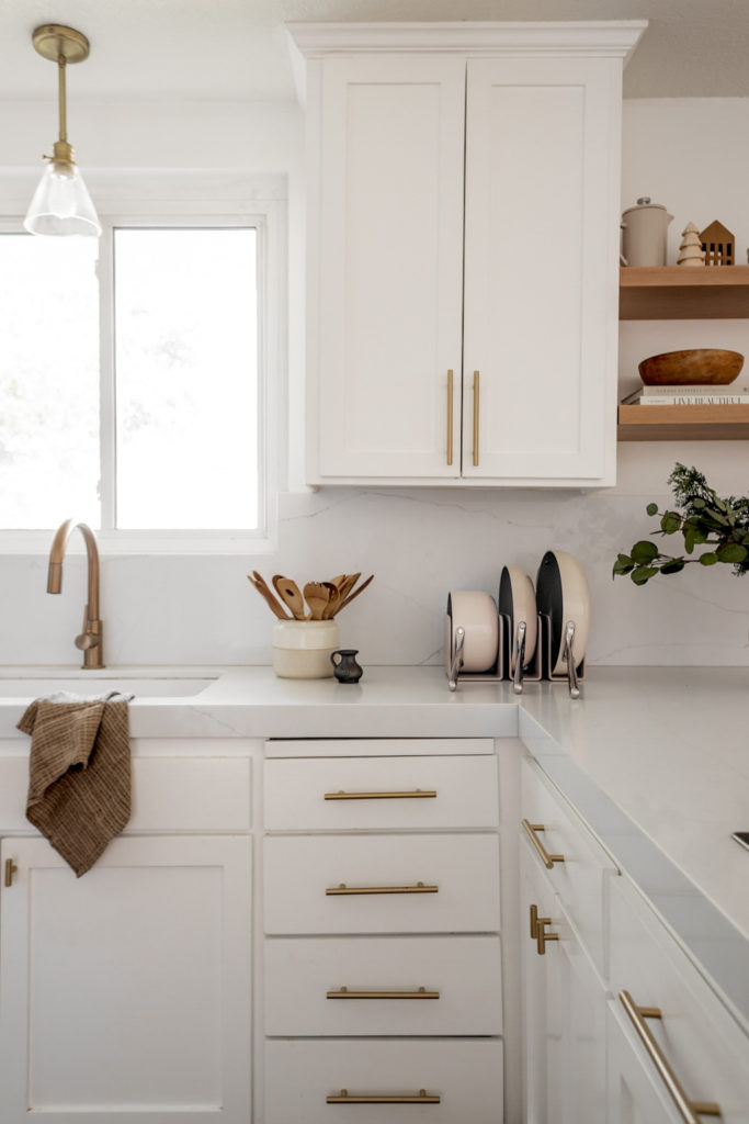 Non-Toxic Cookware + Other Practical Gift Ideas