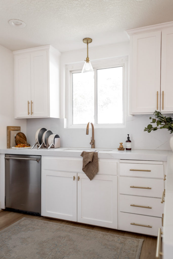 Non-Toxic Cookware + Other Practical Gift Ideas