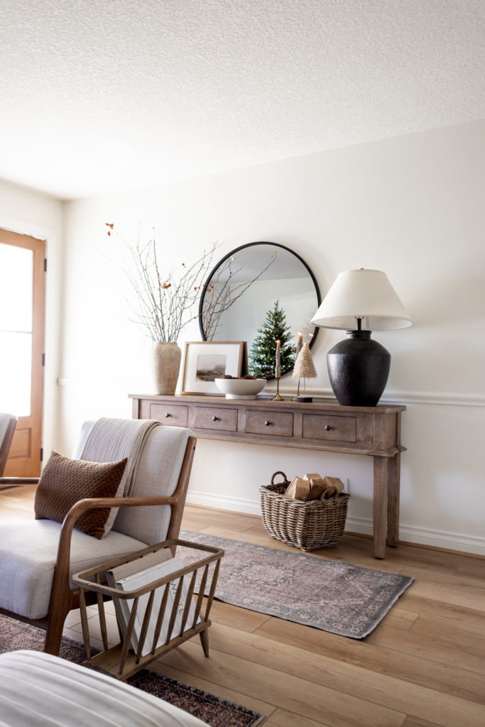 Christmas Console Table Styling