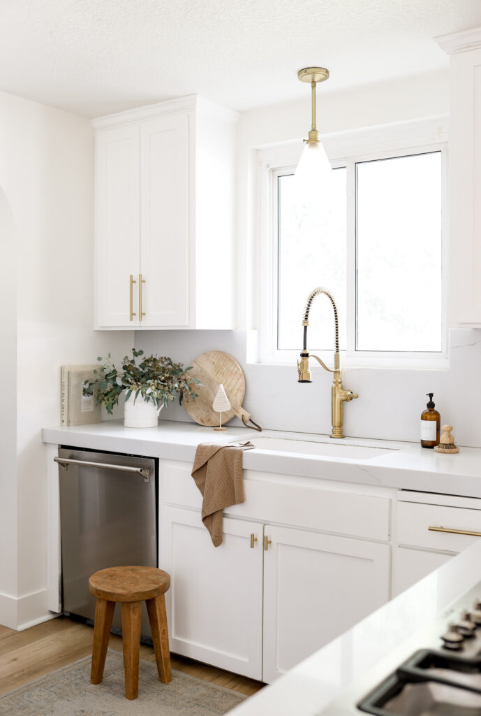 Kitchen Update: Our New Faucet!