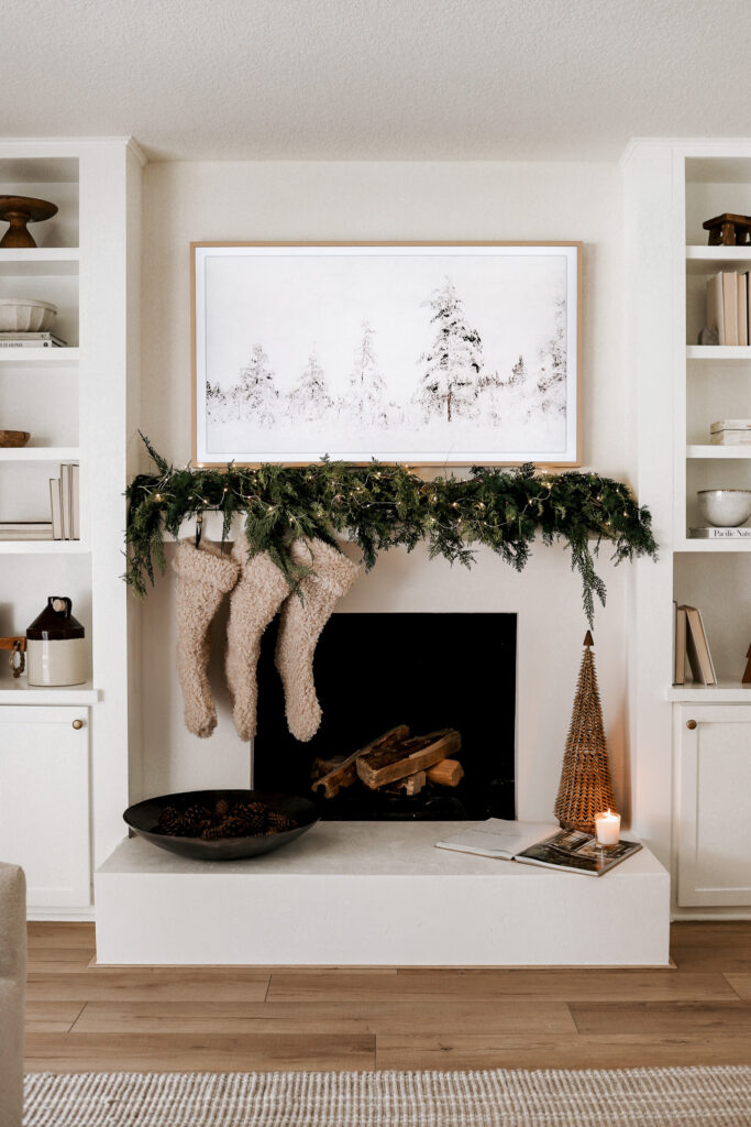 Essential Elements of a Holiday Mantel