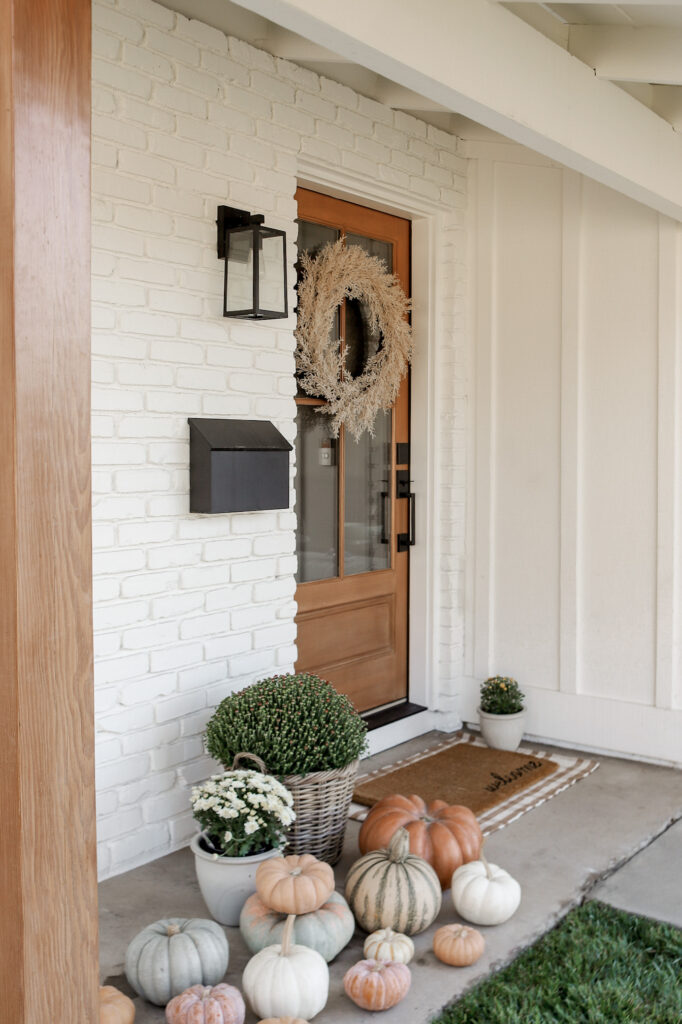 Creating a Cozy Fall Porch: 5 Must-Have Essentials