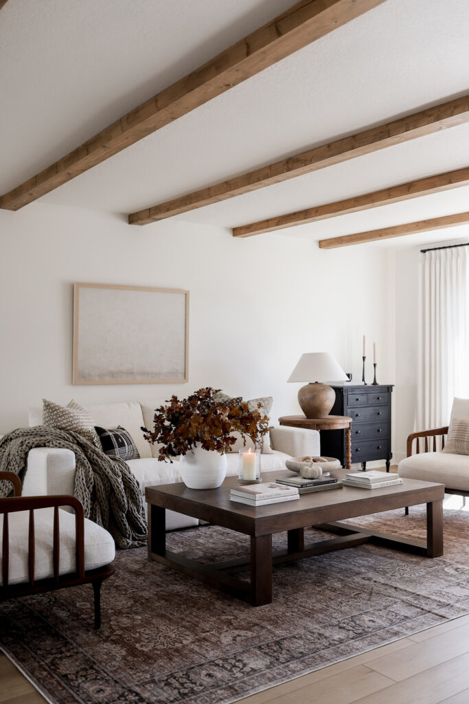 Harvest Hues: Decorating with Fall-inspired Rugs