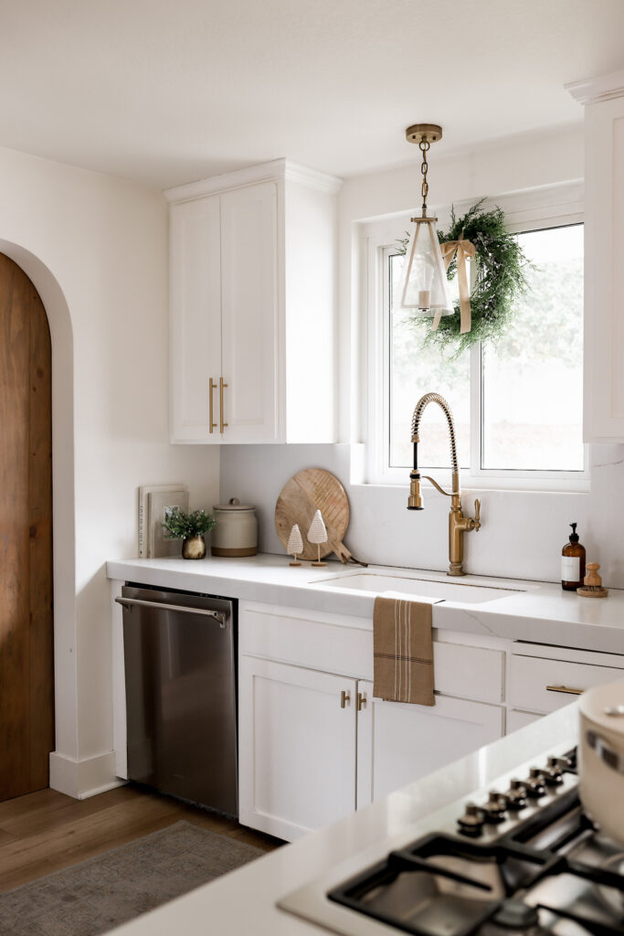 A Very Merry Christmas Kitchen