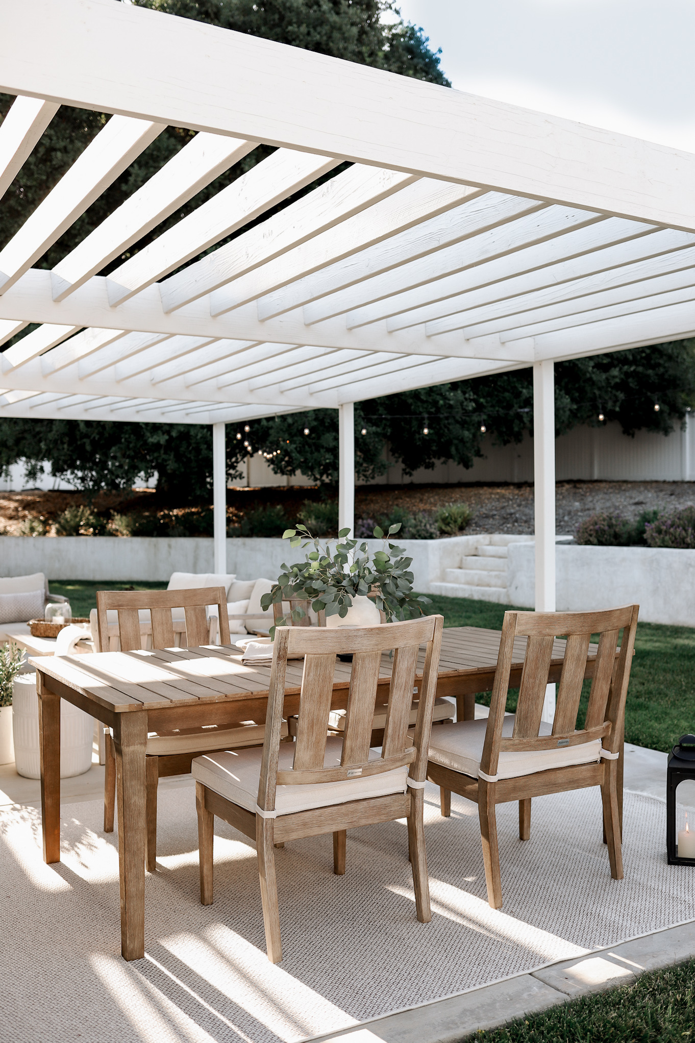 The Ideal Outdoor Dining Table for Your Backyard Oasis – Halfway Wholeistic