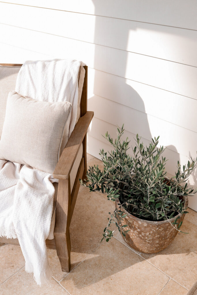 Spring Porch Decor: Easy Updates That Make an Impact